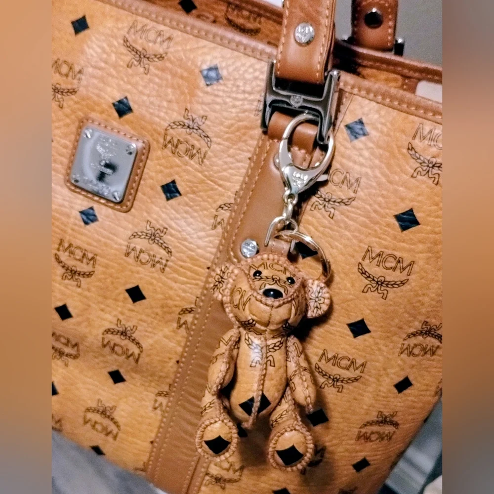MCM Bear Bag Charm Cognac - Picture 9 of 10